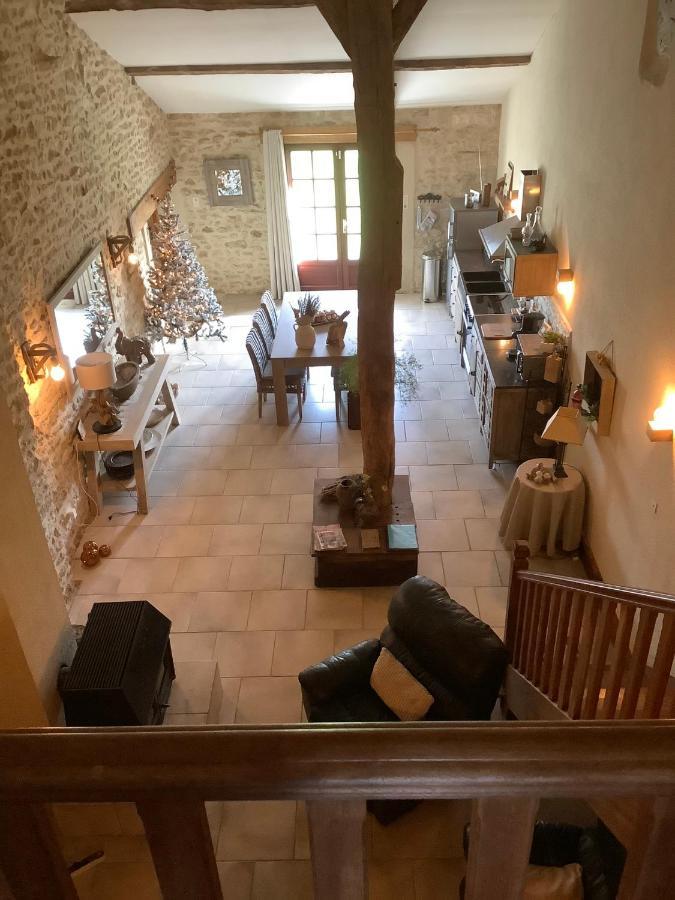 Gîte vallée magique Panissaud Le Grand-Madieu Eksteriør billede