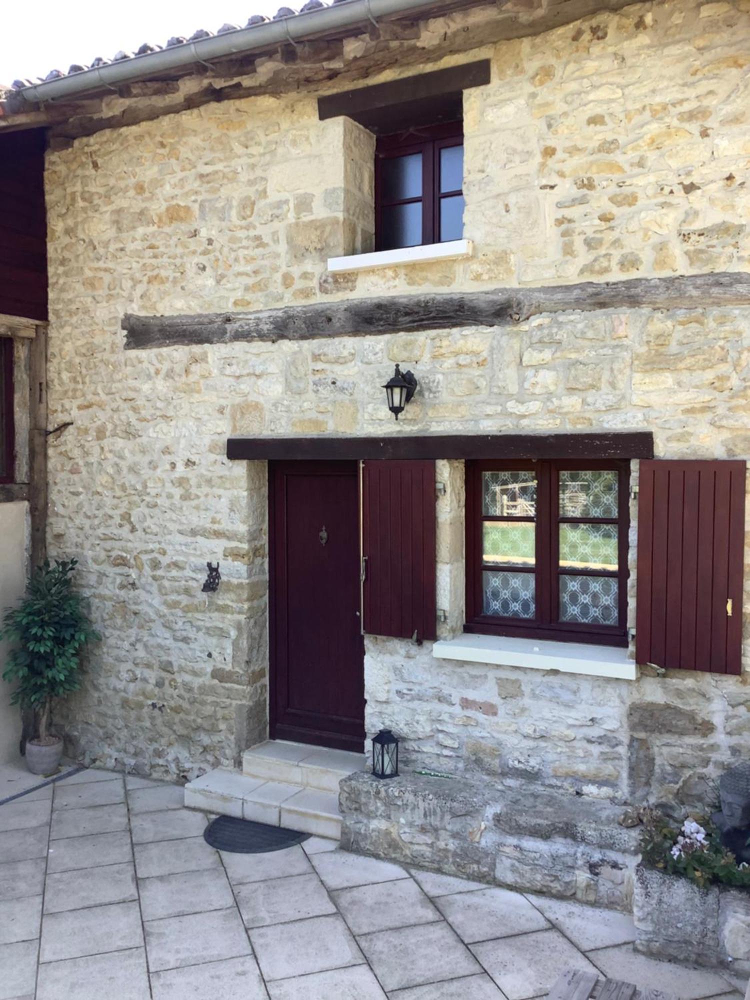 Gîte vallée magique Panissaud Le Grand-Madieu Eksteriør billede